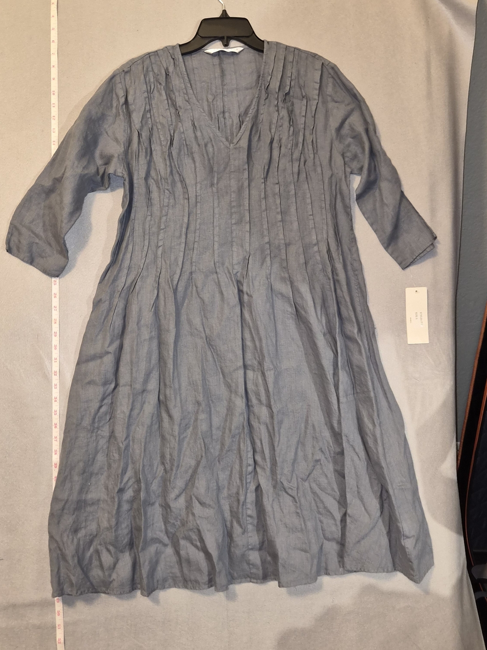 Luna Luz 100% Linen Pintuck Midi Dress – Gray – Size Small – NWT
Beautiful Luna